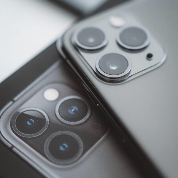 Samsung Galaxy S21 Ultra 5G Night Mode photo sample showing low-light performance in Space Grey